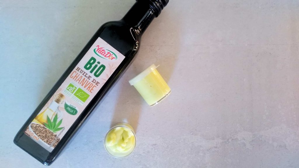 crema con aceite de cañamo